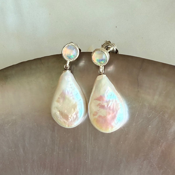 Opal Poppet