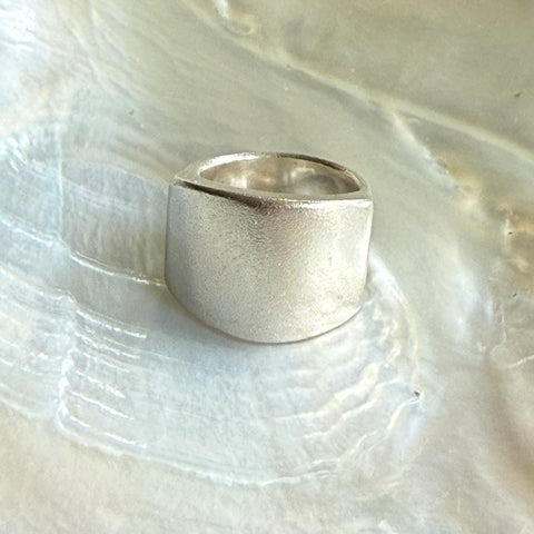 Luna Ring