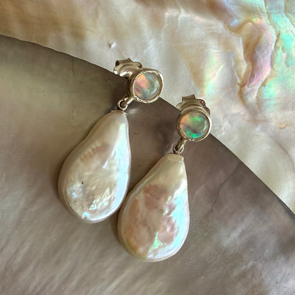 Opal Poppet