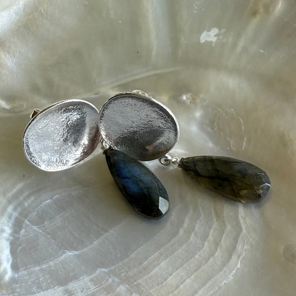 Shimmering Lilypad