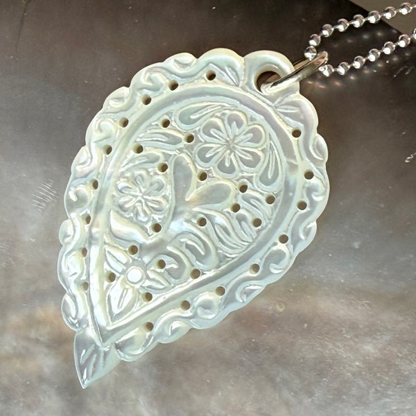 Paisley White