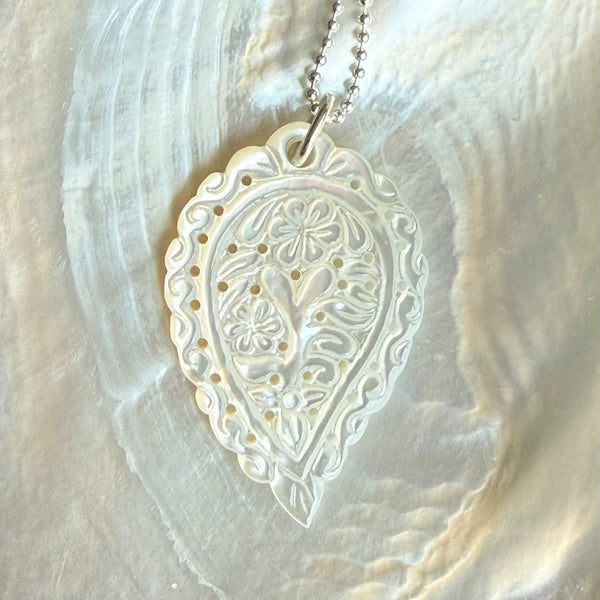 Paisley White